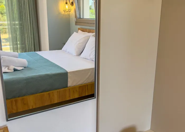 B Cozy يميناريا